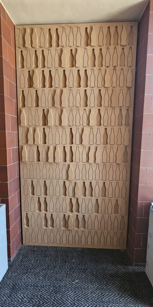 kreativní frézované stěny